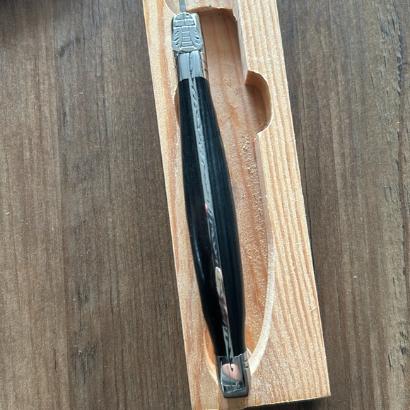 Laguiole Stainless Steel and Marble Utensil Set - Picture 3 of 5